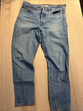 Levi's Light Blue wedgie High Rise Women's Jeans 29